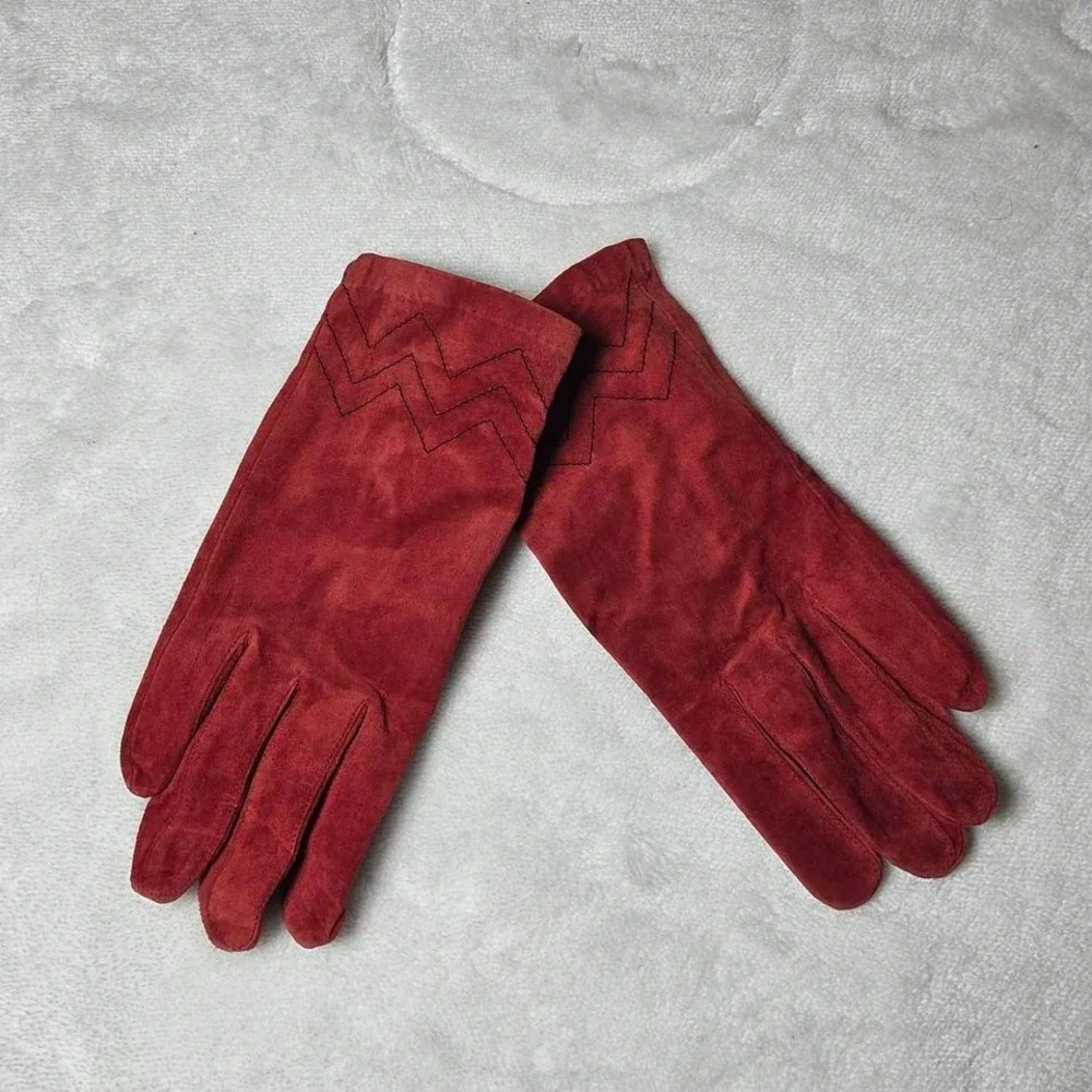 Vintage Burgundy suede leather gloves with chevron‎ pattern gloves NWT Size M/L